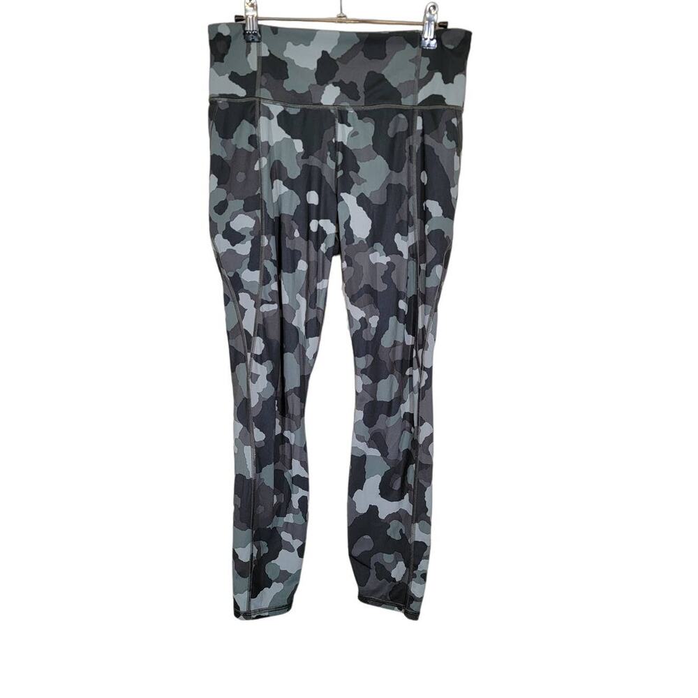Athleta Lightning Camo 7/8 Tight Pull-On Pockets Black & Gray Size Medium